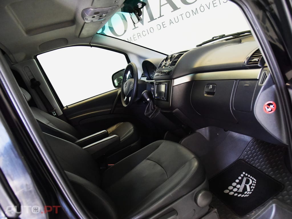 Mercedes-Benz Vito MIXTO 122/34 CDI V6 LONGA AUTOMÁTICA 5L