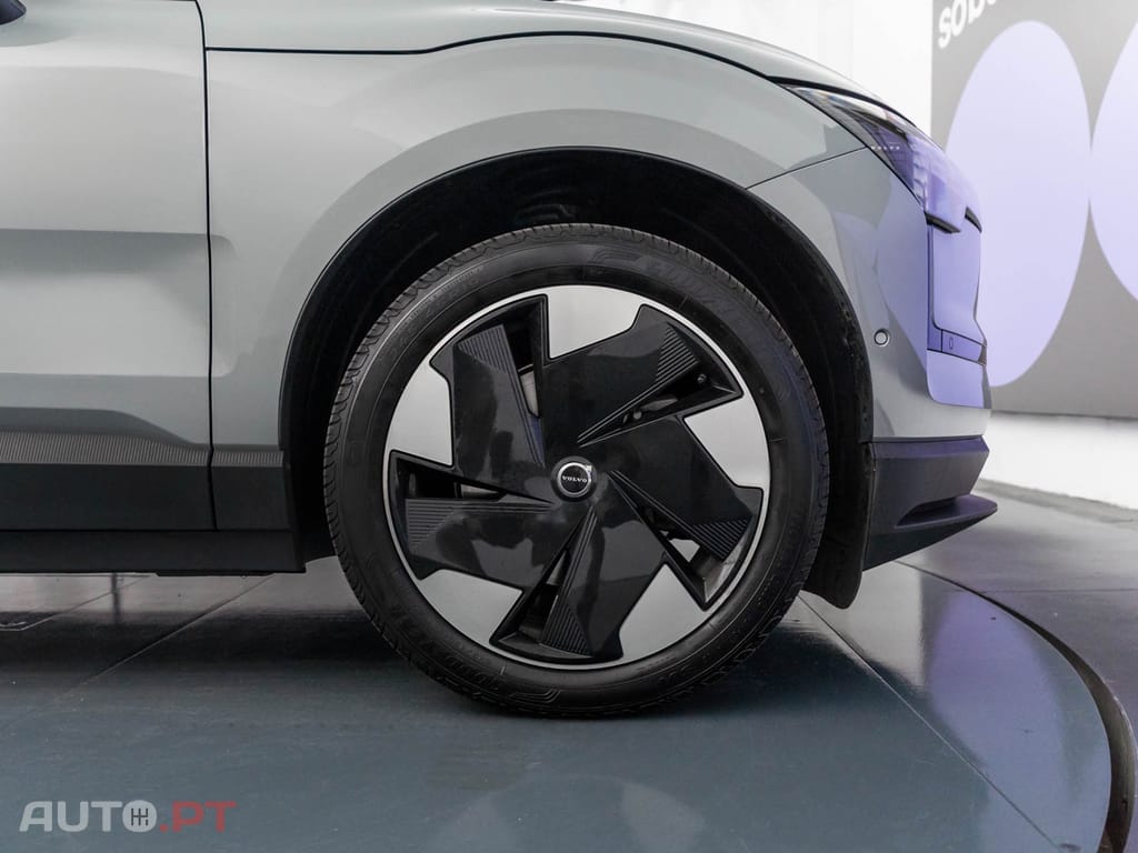 Volvo EX30 69 kWh Single Motor Extended Range Ultra
