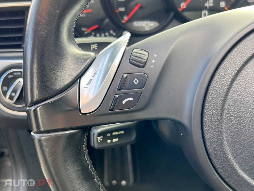 Porsche 911 Carrera 2 PDK