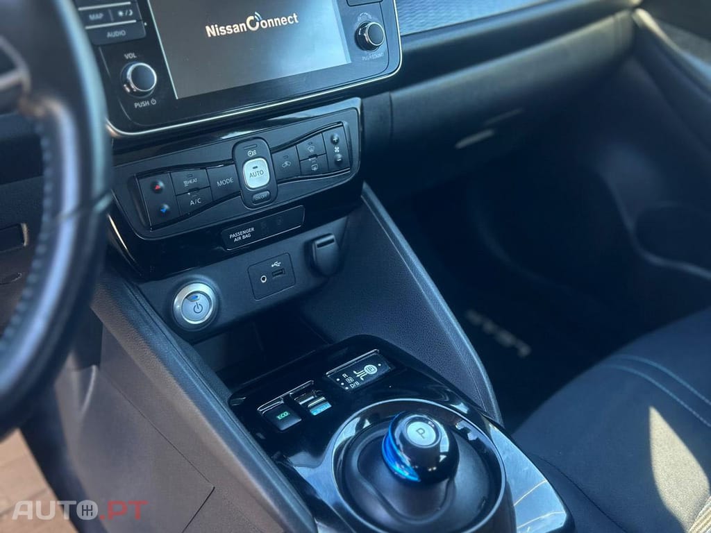 Nissan Leaf 40kwh Acenta