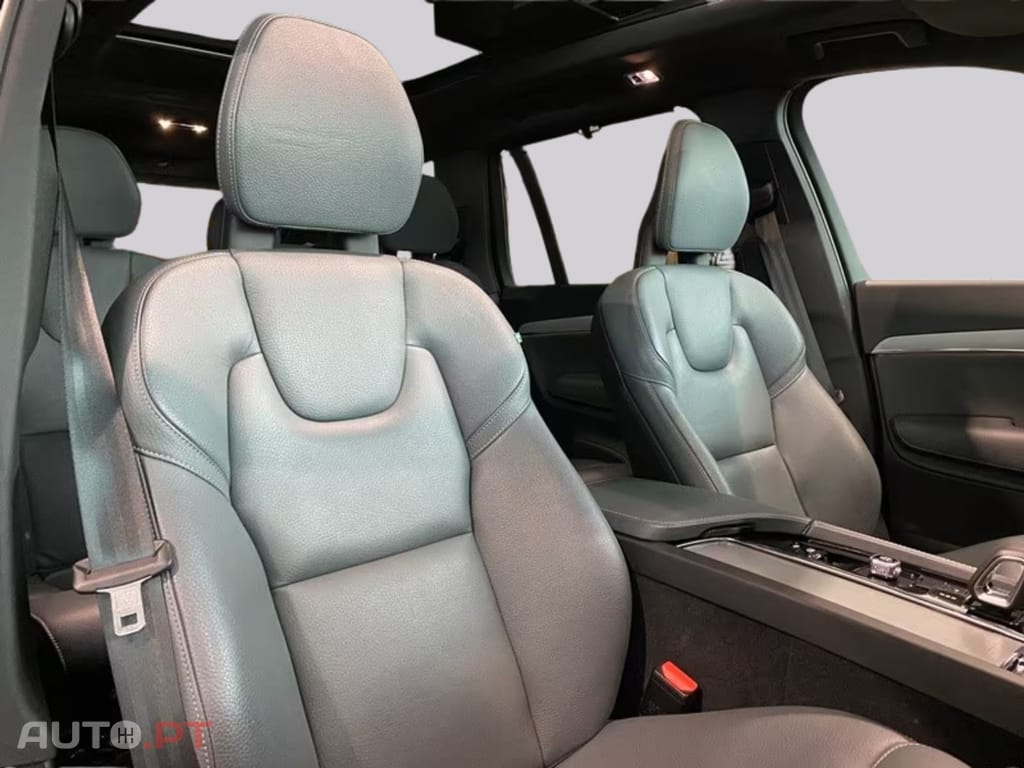 Volvo XC90  T8 AWD I.V.A DEDUTIVEL