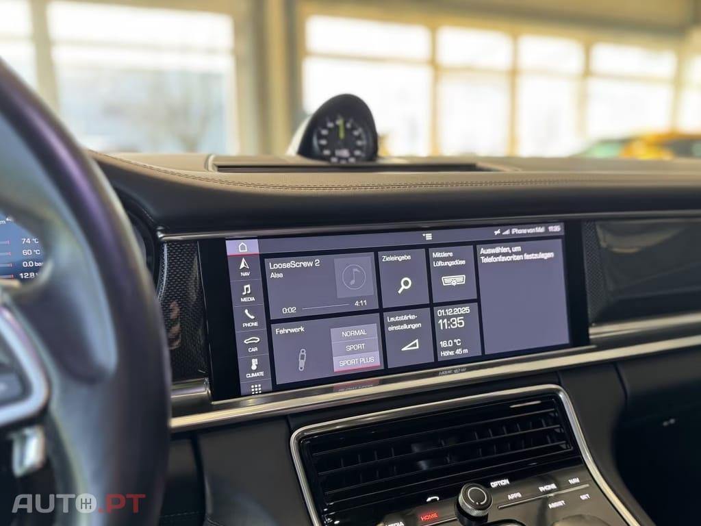 Porsche Panamera 4 E-Hybrid