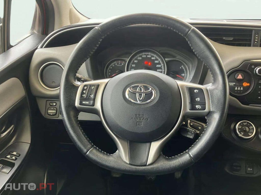 Toyota Yaris 1.0 VVT-i Comfort+P.Style
