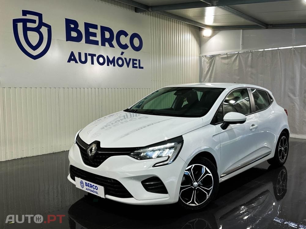 Renault Clio 1.6 E-Tech Intens