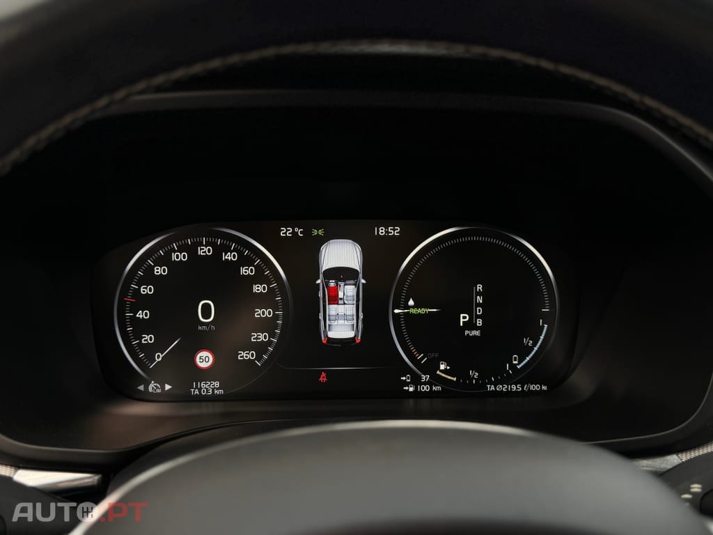 Volvo XC60 2.0 T8 PHEV R-Design Expression AWD