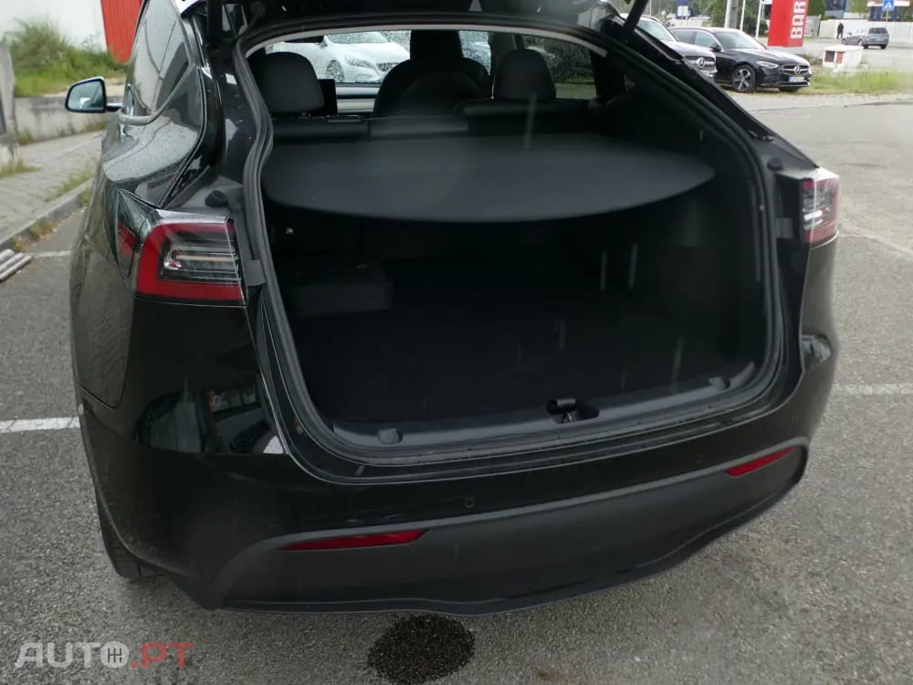 Tesla Model Y Long Range Tração Integral