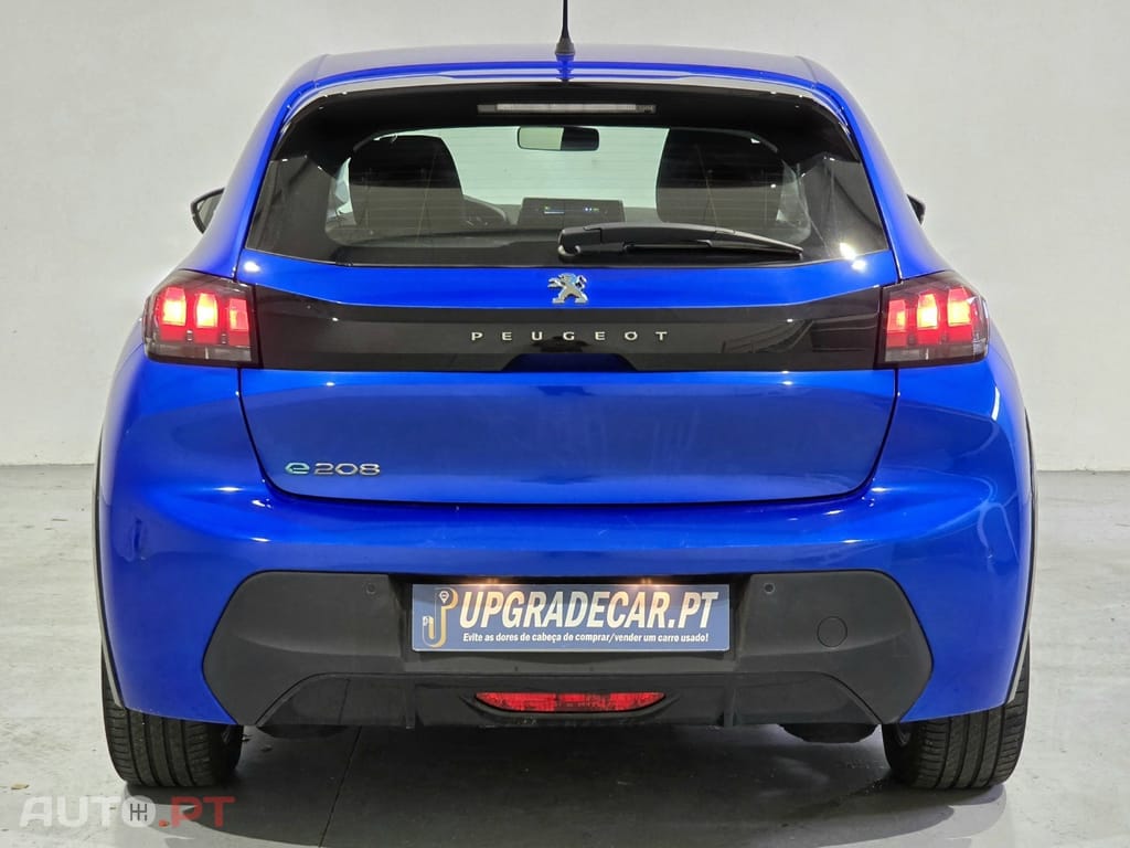 Peugeot E-208 50 kWh Style
