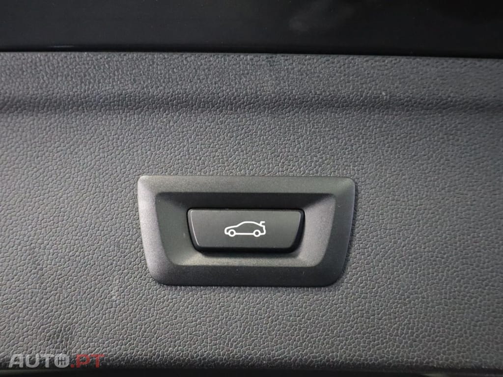 BMW iX xDrive40