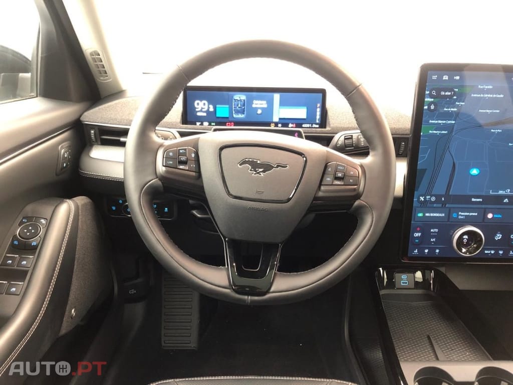 Ford Mustang Mach-E Standard Range