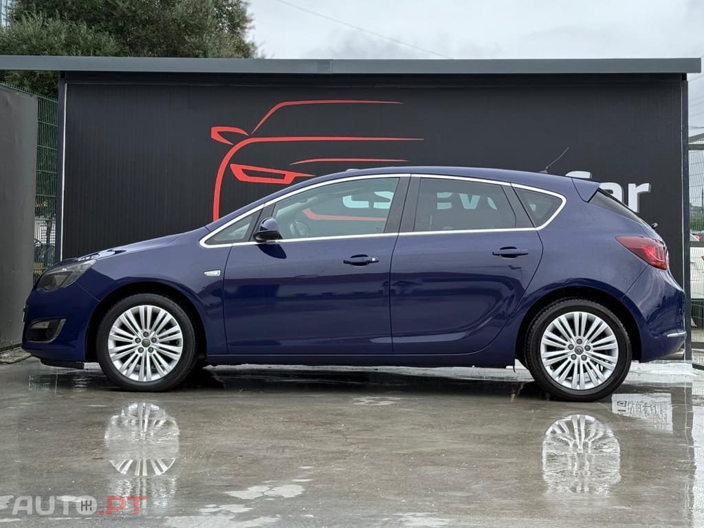 Opel Astra Automático