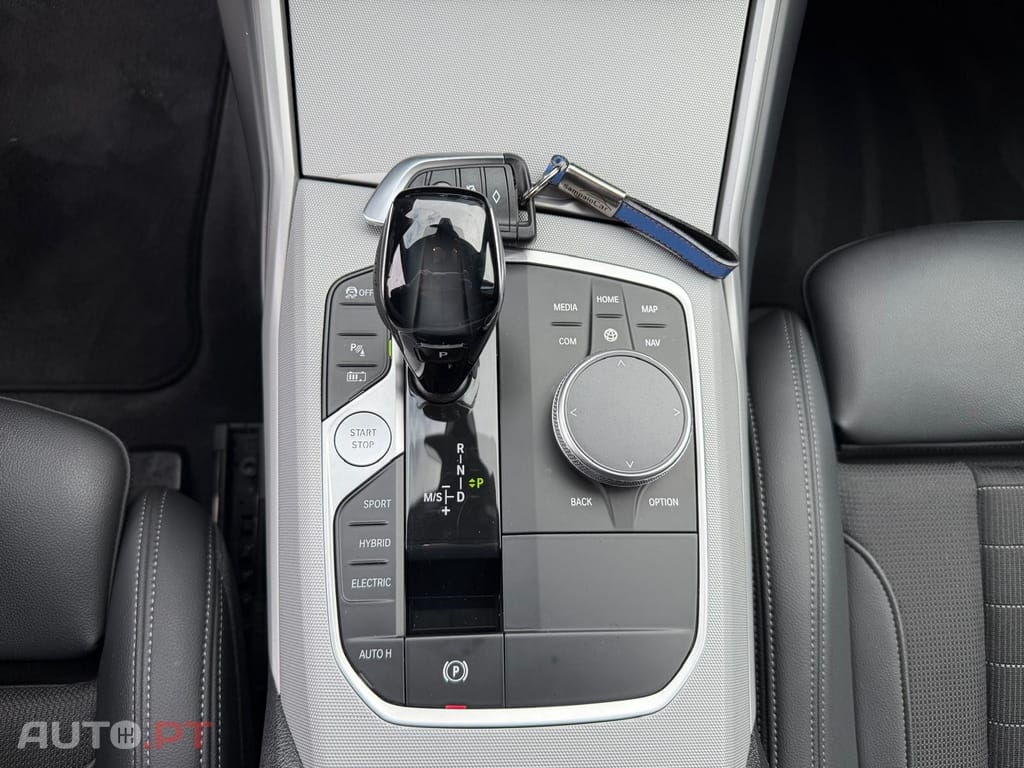 BMW 320 e Line Sport Auto