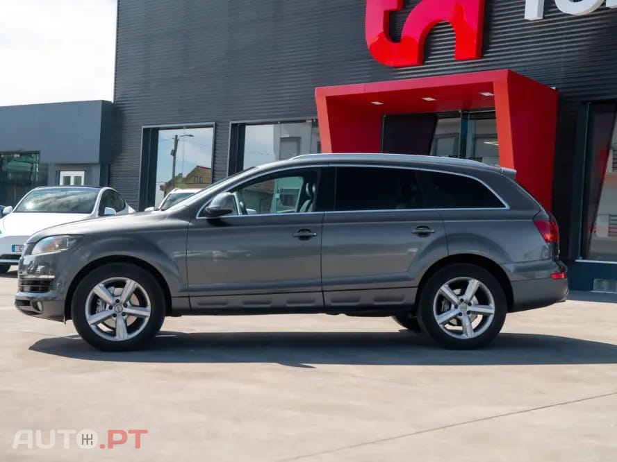 Audi Q7 3.0 TDI DPF quattro tiptronic