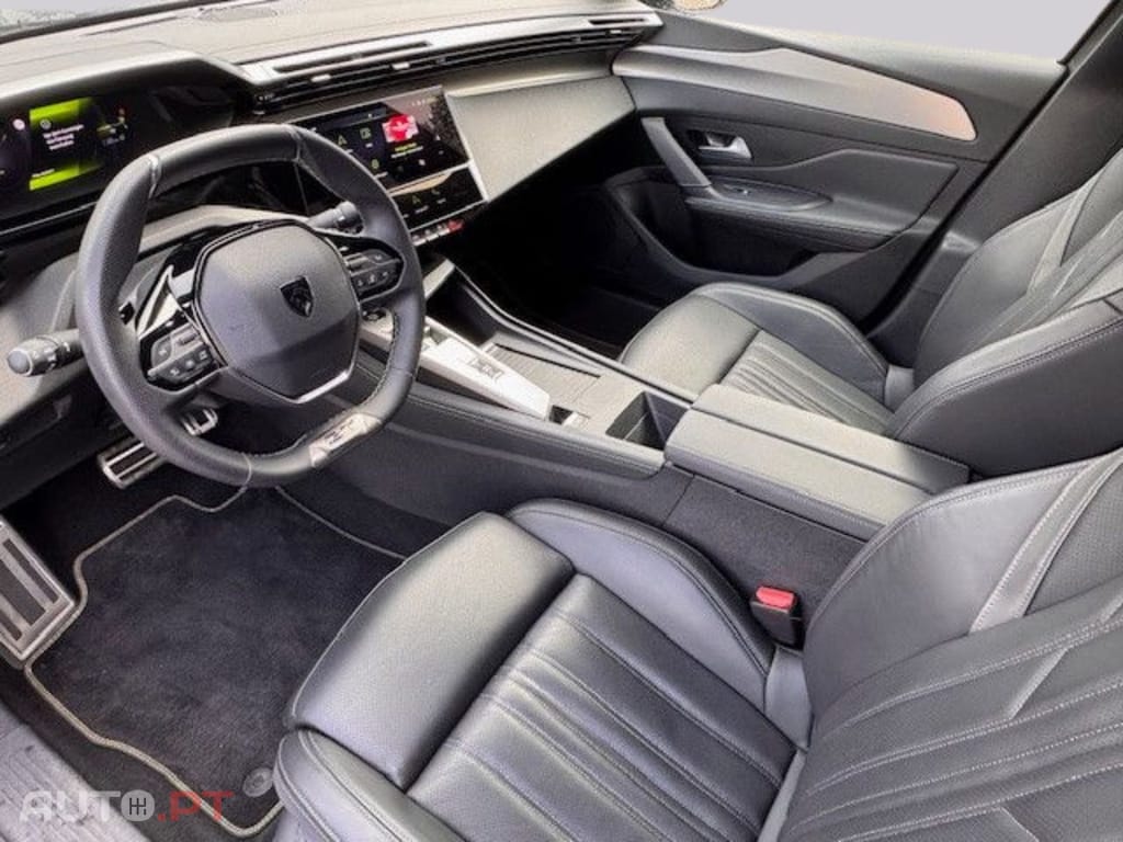 Peugeot 408 GT EAT8