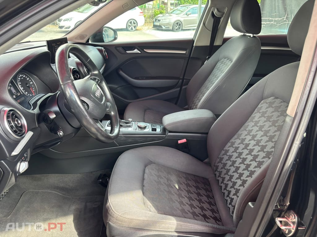 Audi A3 Sportback 1.6 TDi S-line S tronic