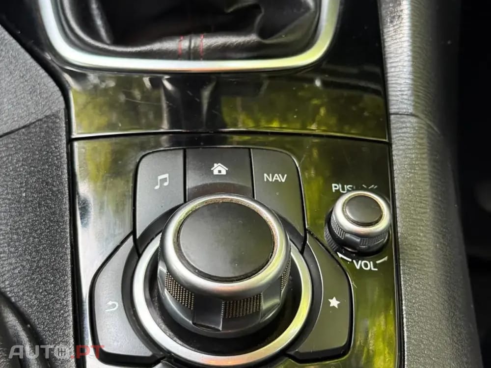 Mazda 3 1.5 Sky-D Excellence Pack Leather Navi