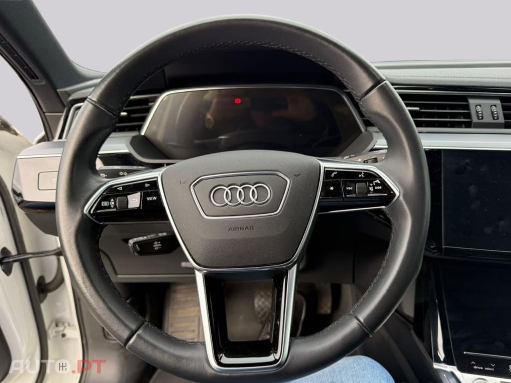 Audi E-Tron 50 Quattro S Line I.V.A DEDUTIVEL 