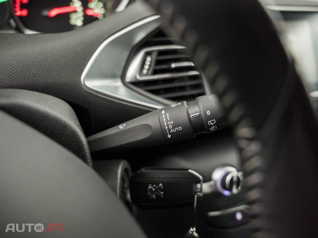 Peugeot 308 SW 1.5 BlueHDi Allure