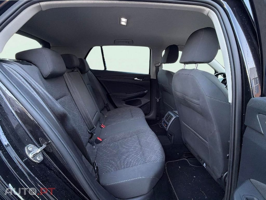 Volkswagen Golf 1.0 TSI Life