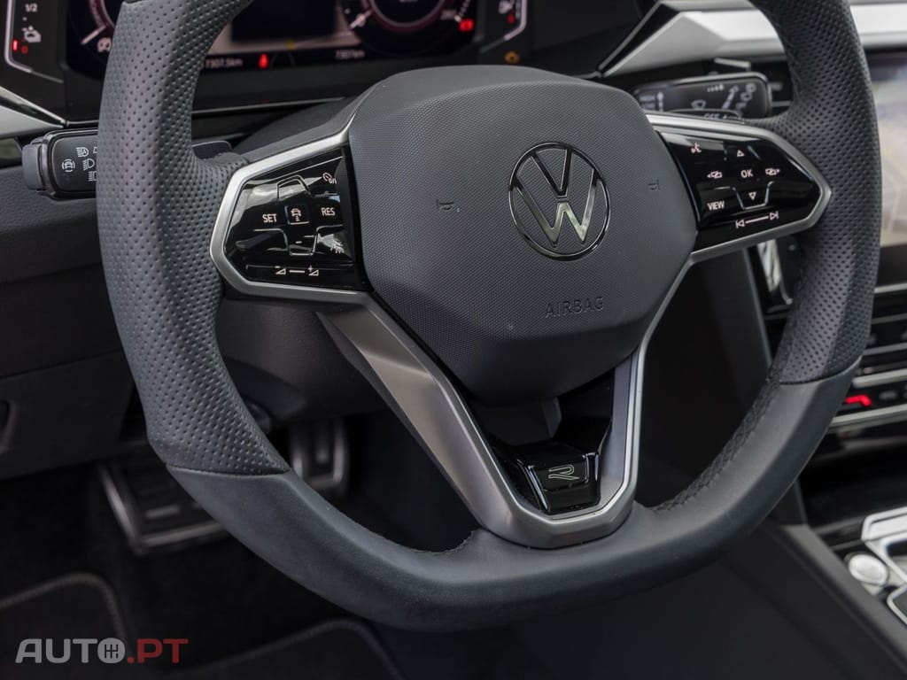 Volkswagen Arteon eHybrid R-LINE I.V.A DEDUTIVEL 