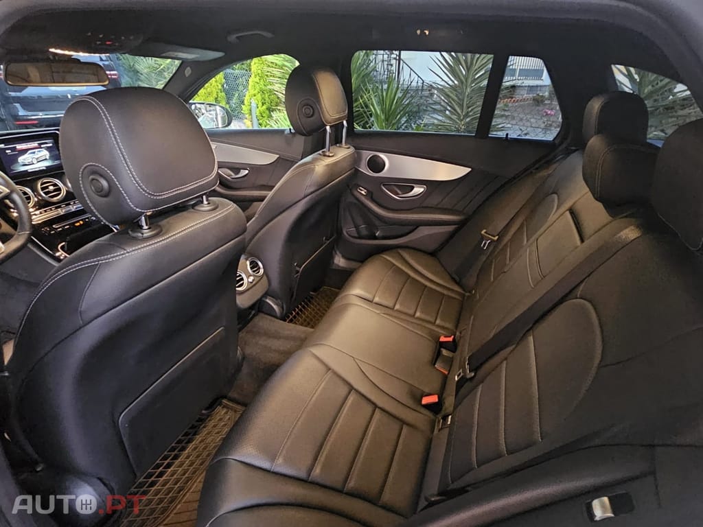 Mercedes-Benz C 250 (BlueTEC) d Station 7G-TRONIC AMG Line