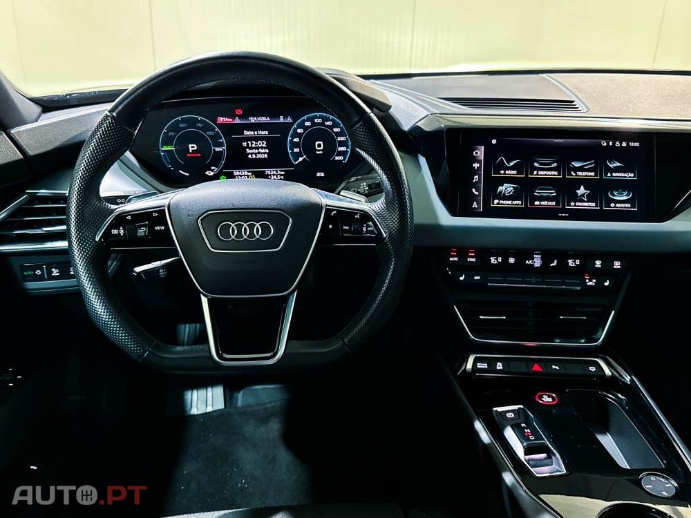 Audi E-Tron GT quattro