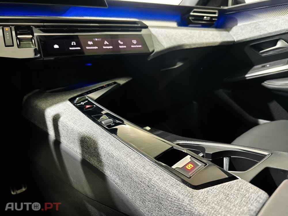 Peugeot E-3008 73 kWh Allure