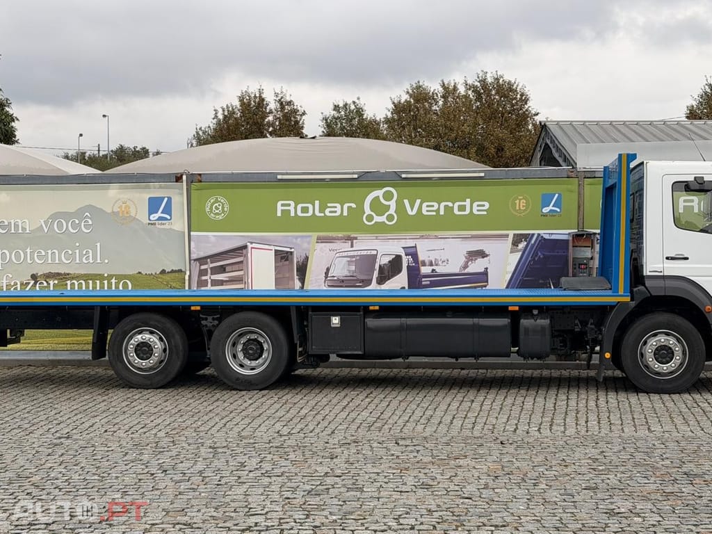 Mercedes-Benz 280 ESTRADO DE 8700 mm