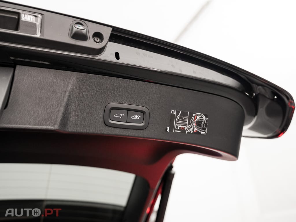 Volvo XC40 1.5 T5 PHEV R-Design