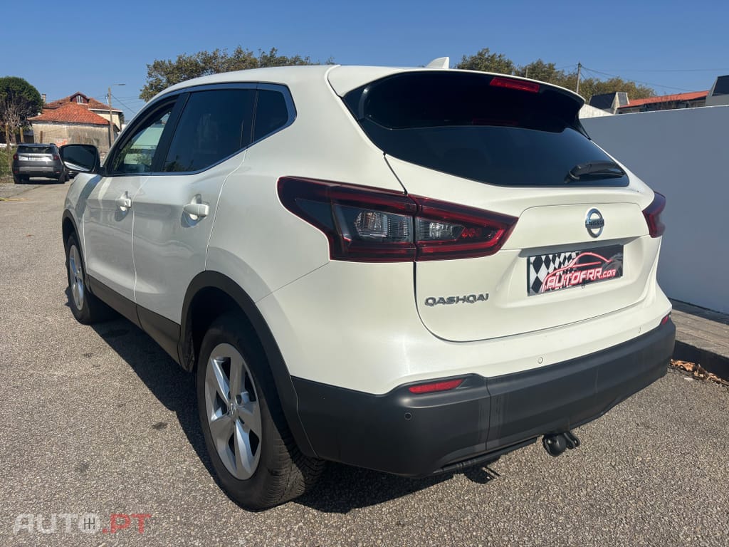 Nissan Qashqai 1.5 dCi N-Connecta