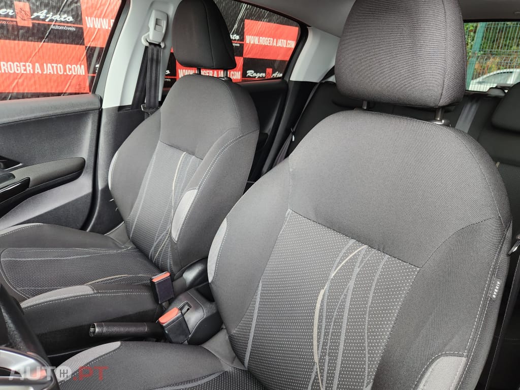 Peugeot 208 1.2 VTi Active