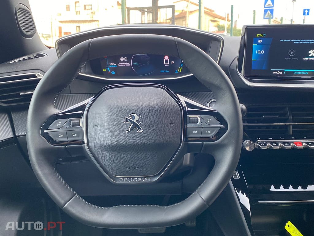 Peugeot E-2008 Allure