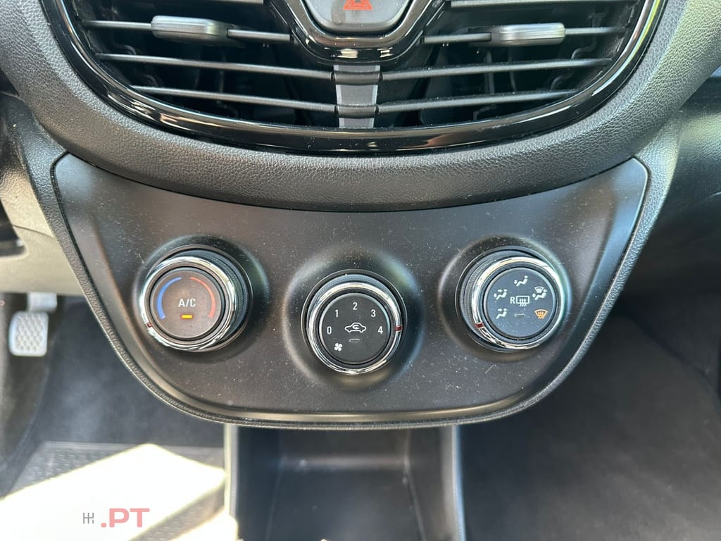 Opel Karl 1.0 Rocks