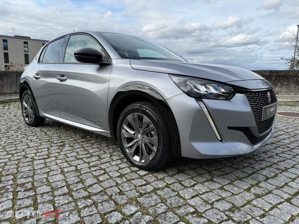 Peugeot E-208 50 kWh Allure