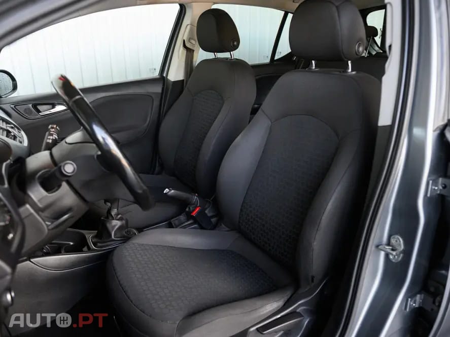 Opel Corsa 1.2 Dynamic