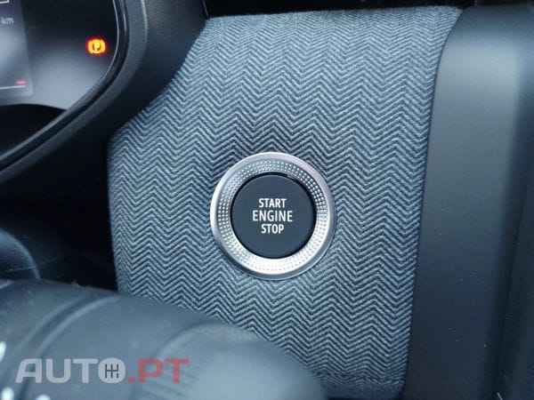 Renault Clio TCe 100 Bi-Fuel Techno