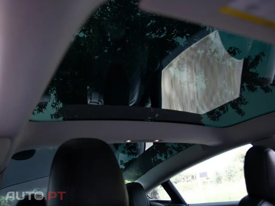 Tesla Model 3 Long-Range Dual Motor AWD