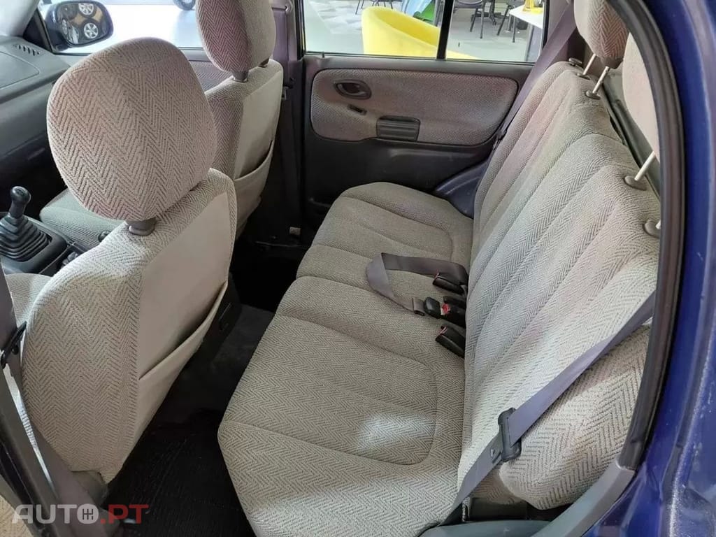 Suzuki Grand Vitara Metal Top 2.0 TDi