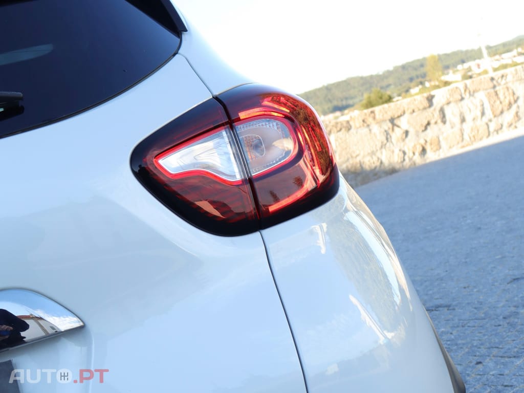 Renault Captur 1.3 TCe Initiale Paris EDC