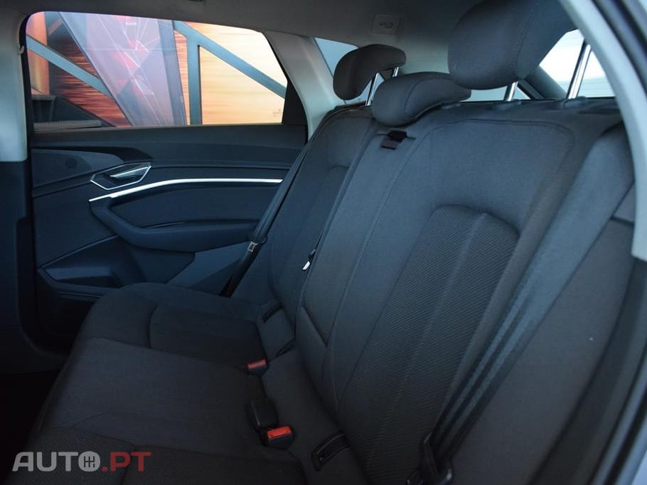 Audi E-Tron 55 quattro Advanced