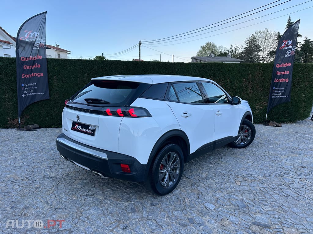 Peugeot 2008 1.2 PureTech Active EAT8