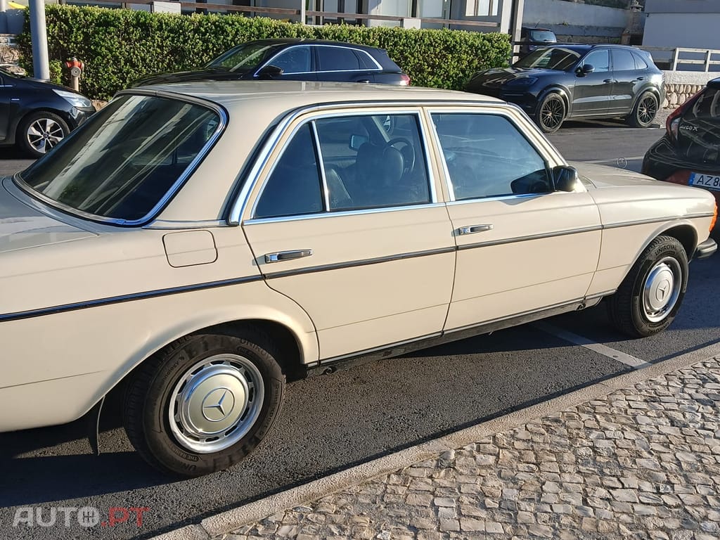 Mercedes-Benz 300 D (w123)
