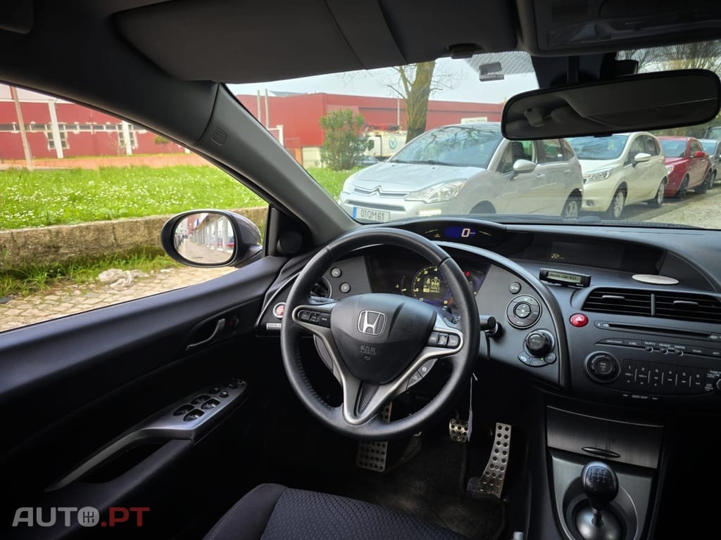 Honda Civic 1.4 i-VTEC Elegance