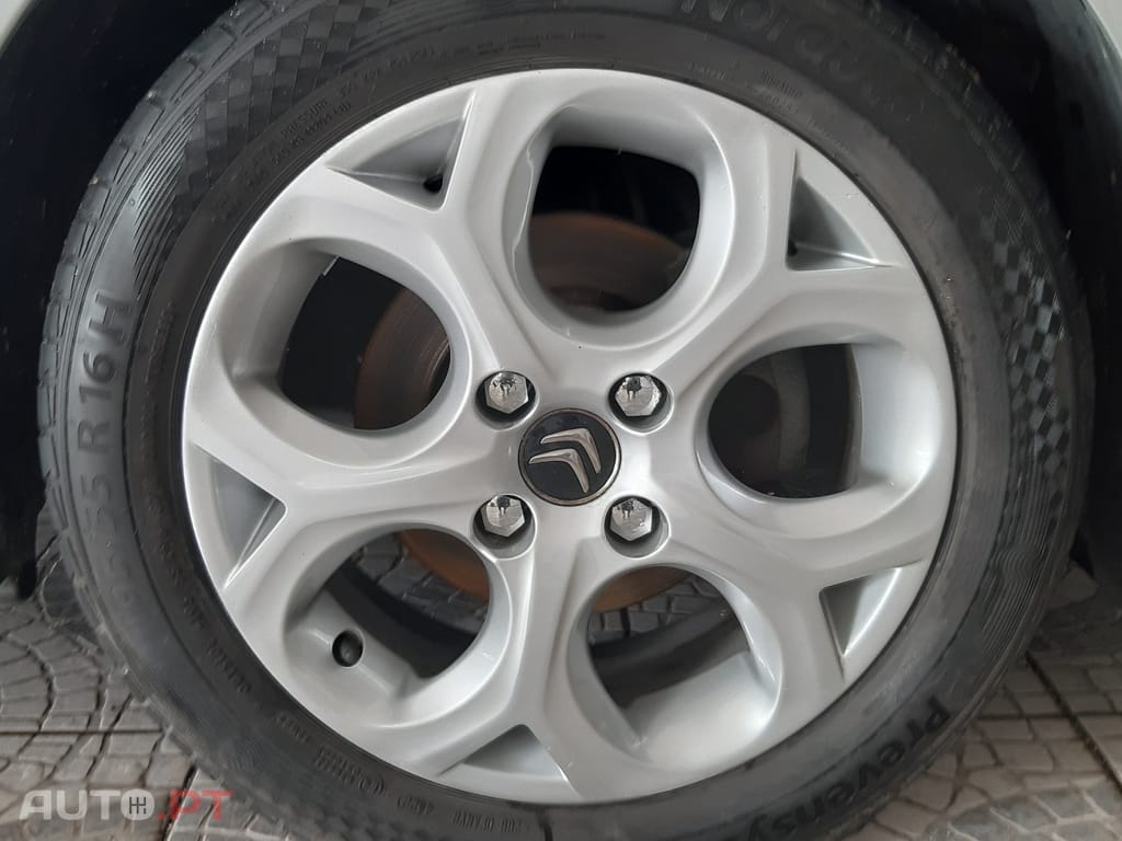 Citroen C3 Sedution 1.2 VTI 82 cv