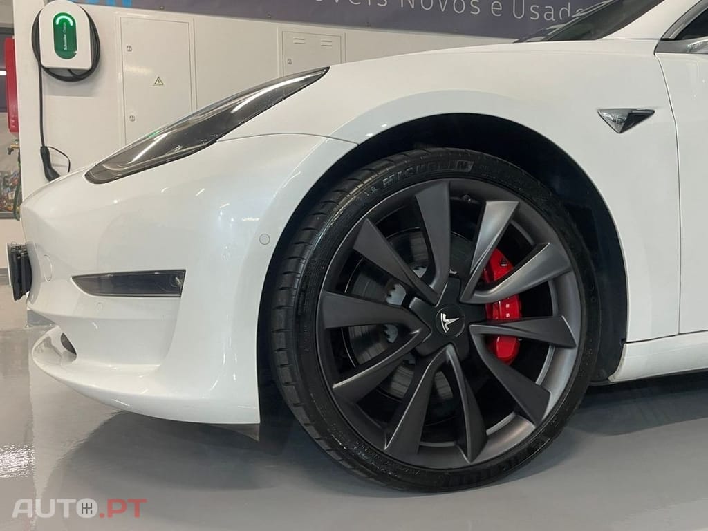 Tesla Model 3 Performance Dual Motor AWD