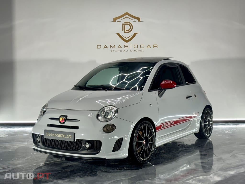 Abarth 500 1.4 T-Jet Essesse