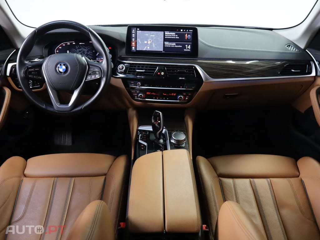 BMW 530 e Auto Line Luxury