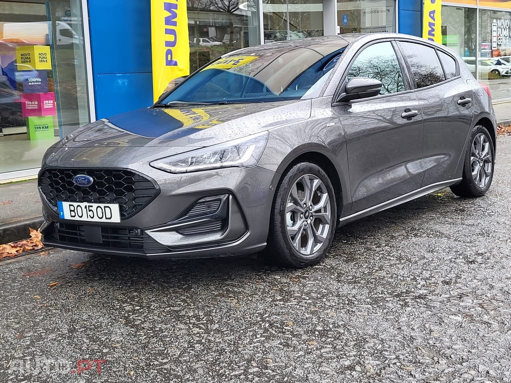 Ford Focus 1.0 EcoBoost MHEV ST-Line X