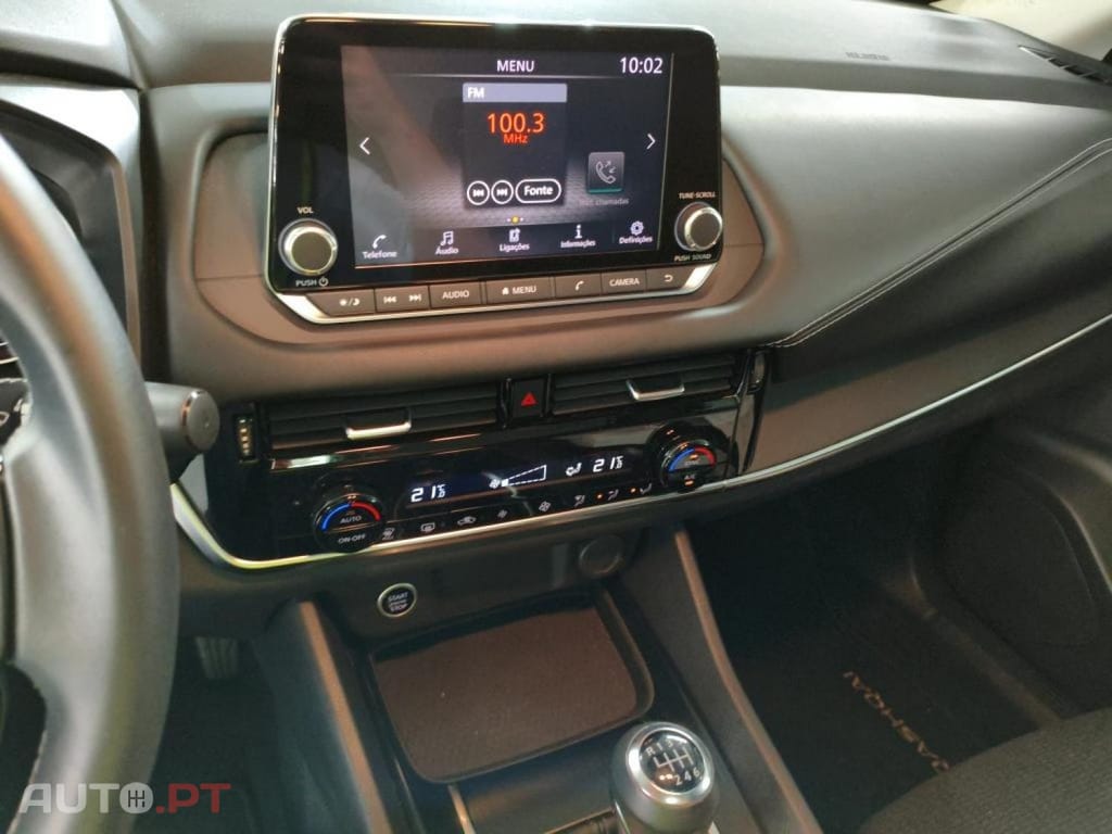 Nissan Qashqai 1.3 DIG-T N-Connecta LED+SKY