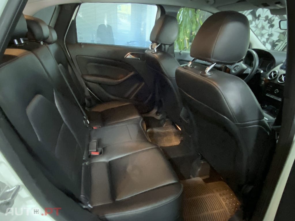 Mercedes-Benz B 180 DCI 7G-DCT Peak Edition