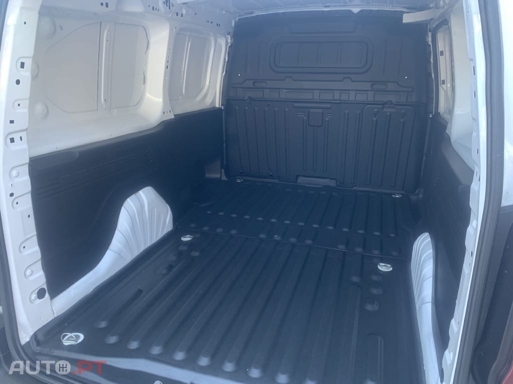 Citroen Berlingo 1.6 BlueHDI XL  3 Lug.